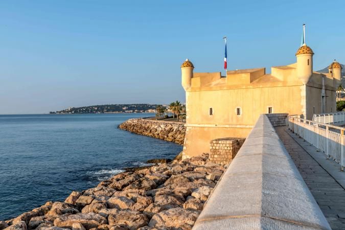 Hôtel Gabriel Menton - Cocteau et Menton
